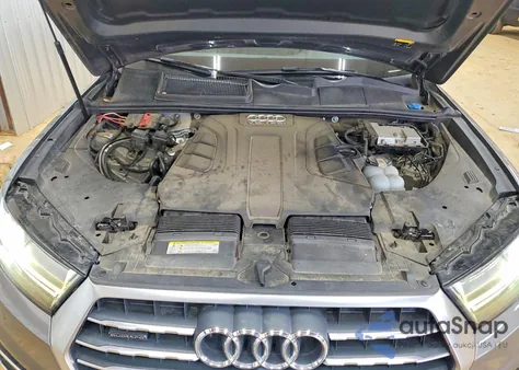 2018 Audi Q7 Premium Plus z USA, uszkodzony, nr VIN WA1LAAF70JD015686